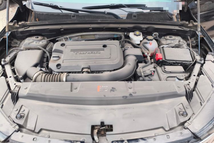 Used Buick Envision 2023 Encore Plus 652T Five-Seat Luxury Model Engine Bay