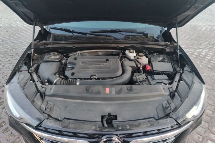 Used Buick Envision 2023 Encore Plus 652T Five-Seat Luxury Model Engine Bay