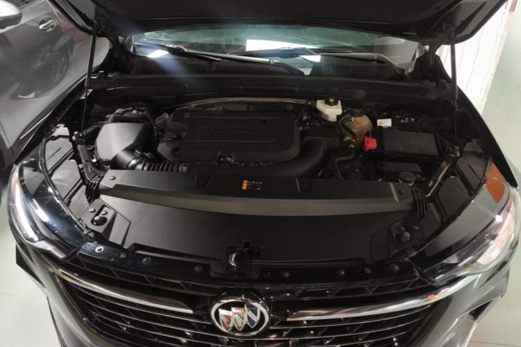 Used Buick Envision 2023 Encore Plus 652T Five-Seat All-Wheel-Drive Luxury Model Engine Bay