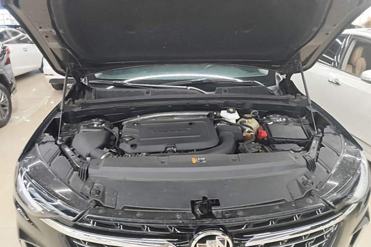 Used Buick Envision 2023 Encore Plus 652T Five-Seat Luxury Model Engine Bay