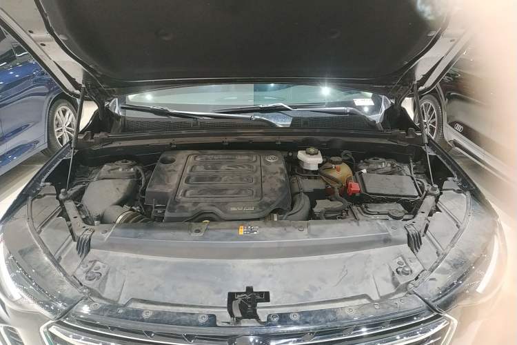 Used Buick Envision 2023 Encore S 552T Two-Wheel Drive Luxury Model Engine Bay