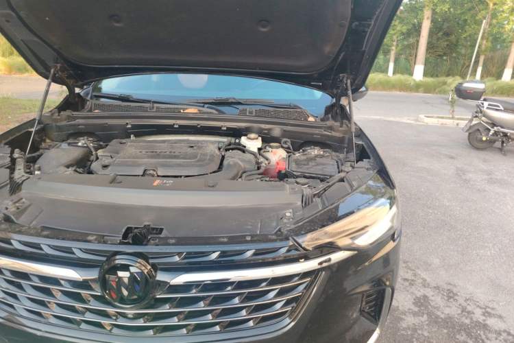 Used Buick Envision 2023 Encore Plus 652T Five-Seat Luxury Model Engine Bay Left
