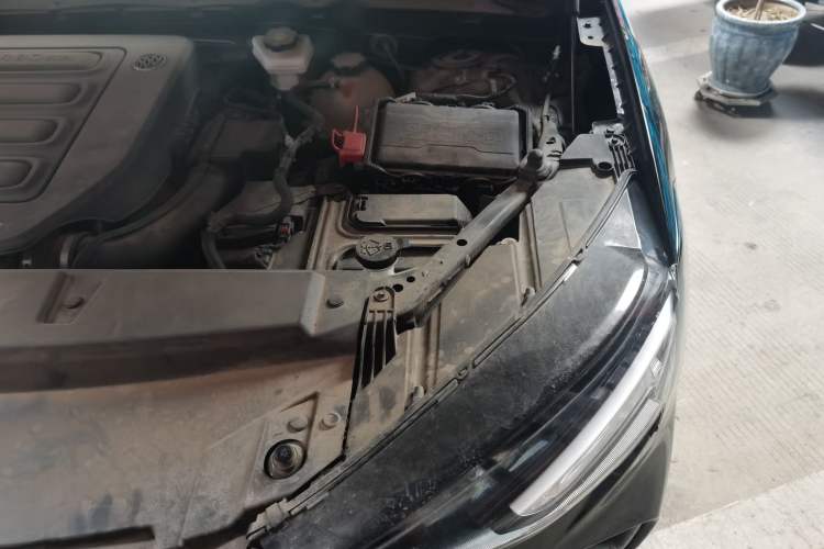 Used Buick Envision 2023 Encore S 552T Two-Wheel Drive Luxury Model Engine Bay Left