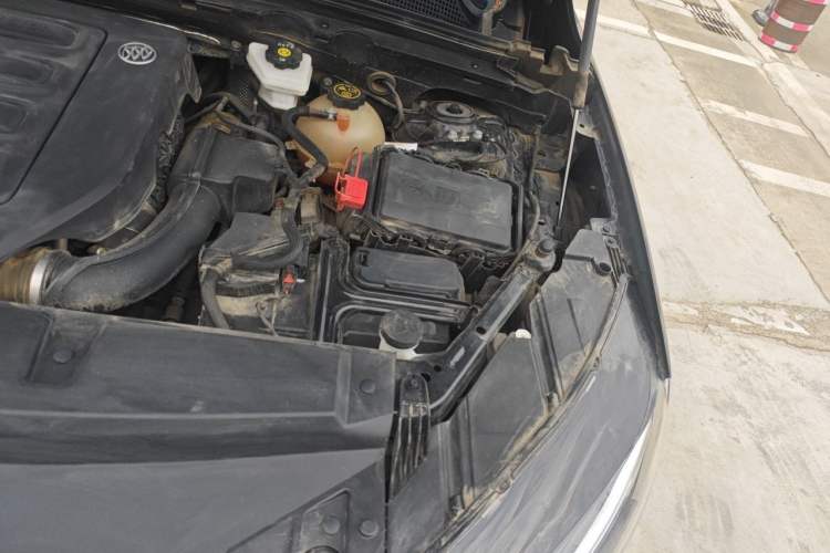 Used Buick Envision 2023 Encore S 552T Two-Wheel Drive Luxury Model Engine Bay Left