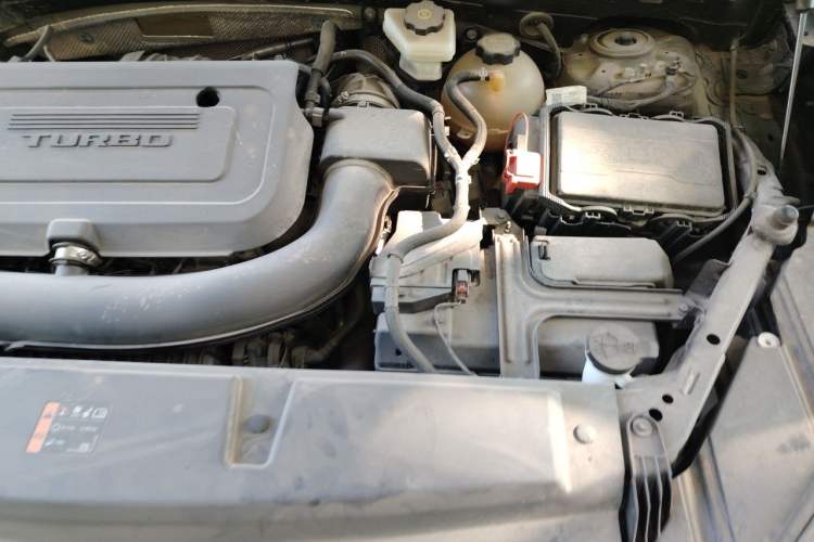 Used Buick Envision 2023 Encore S 652T Two-Wheel-Drive Luxury Model Engine Bay Left
