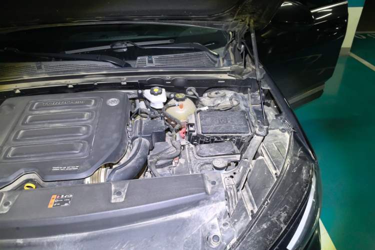 Used Buick Envision 2023 Encore S 552T Two-Wheel Drive Luxury Model Engine Bay Left