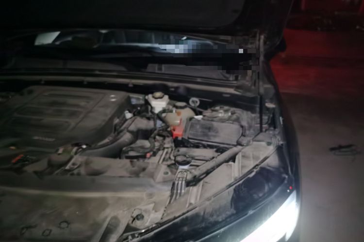 Used Buick Envision 2023 Encore S 552T Two-Wheel Drive Luxury Model Engine Bay Left
