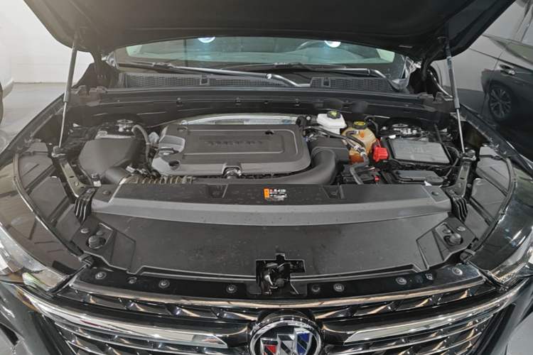 Used Buick Envision 2023 Encore Plus 652T Five-Seat Luxury Model Engine Bay