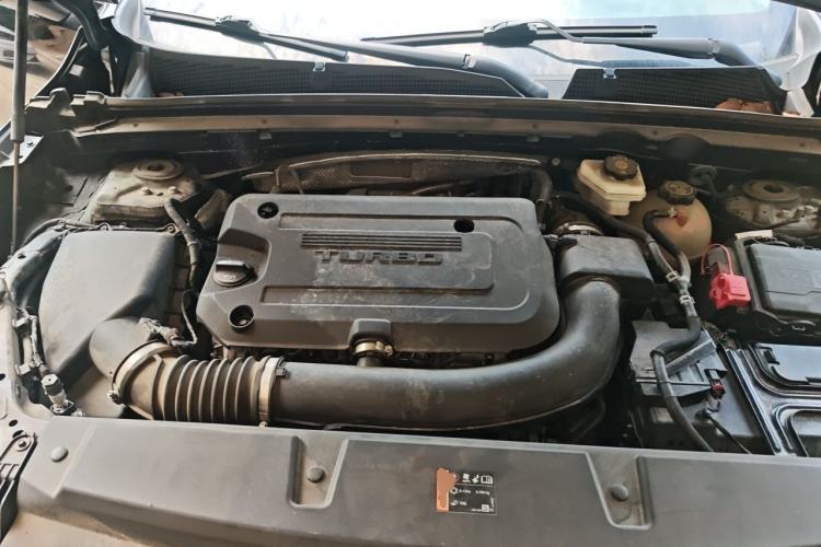 Used Buick Envision 2023 Encore Plus 652T Five-Seat Luxury Model Engine Bay