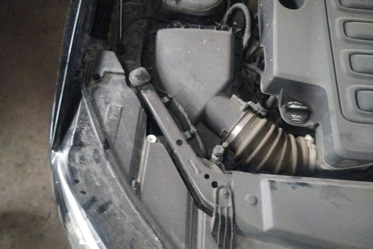 Used Buick Envision 2023 Encore S 552T Two-Wheel Drive Luxury Model Engine Bay Right