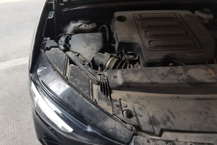 Used Buick Envision 2023 Encore S 552T Two-Wheel Drive Luxury Model Engine Bay Right