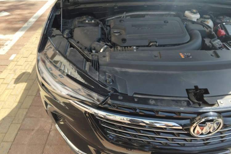 Used Buick Envision 2023 Encore Plus 652T Five-Seat Luxury Model Engine Bay Right