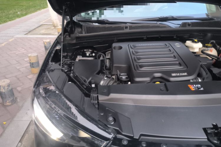 Used Buick Envision 2023 Encore S 552T Two-Wheel Drive Luxury Model Engine Bay Right