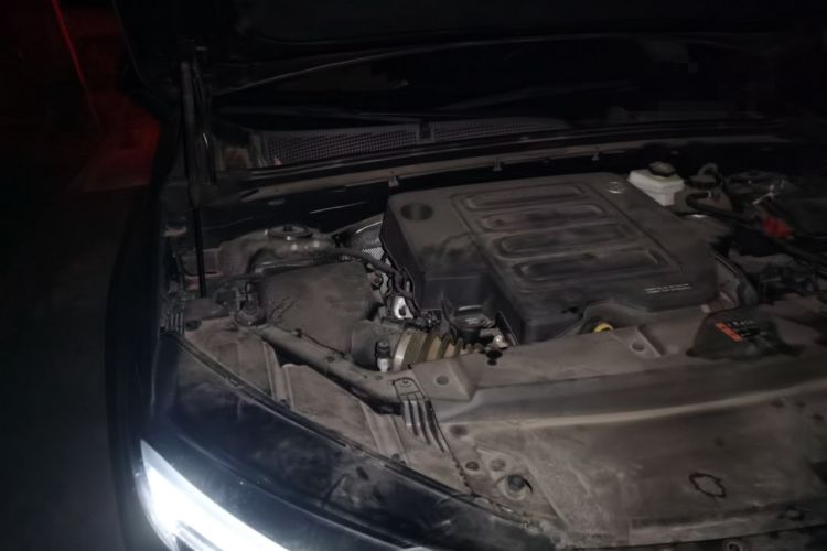 Used Buick Envision 2023 Encore S 552T Two-Wheel Drive Luxury Model Engine Bay Right