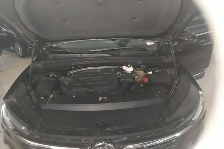 Used Buick Envision 2023 Encore Plus 652T Five-Seat Luxury Model Engine Bay