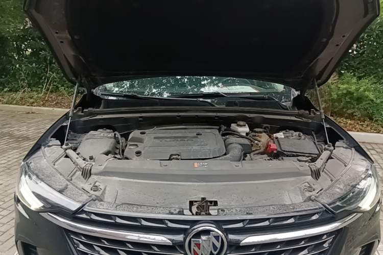 Used Buick Envision 2023 Encore Plus 652T Five-Seat Luxury Model Engine Bay