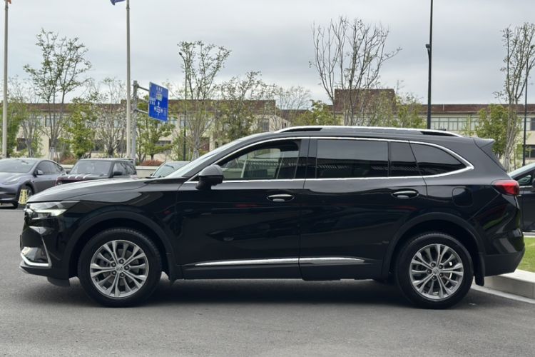 Used Buick Envision 2023 Encore Plus 652T Five-Seat Luxury Model Exterior 1