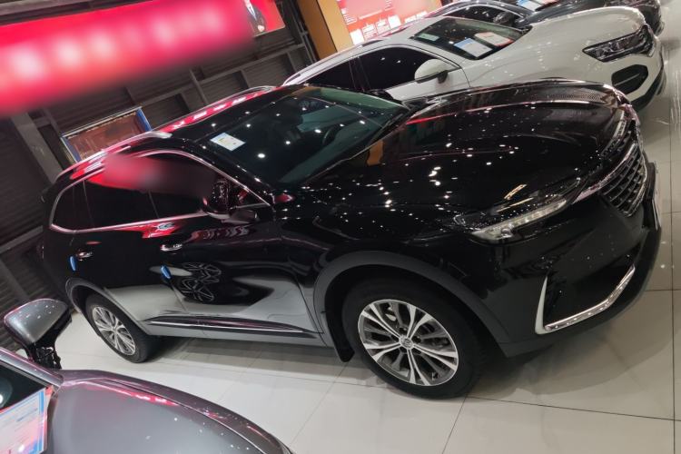 Used Buick Envision 2023 Encore Plus 652T Five-Seat Luxury Model Exterior 3