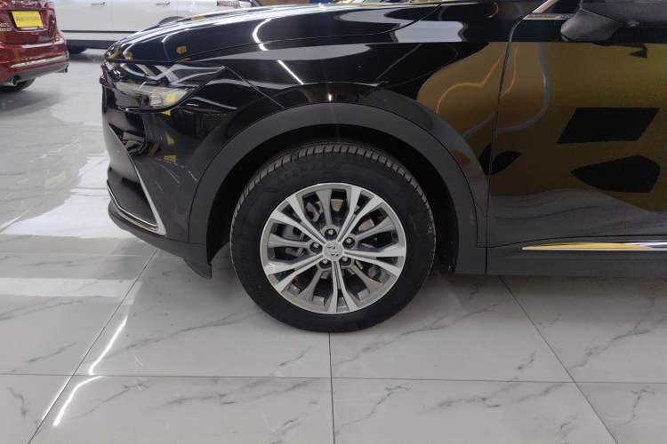 Used Buick Envision 2023 Encore Plus 652T Five-Seat All-Wheel-Drive Luxury Model Exterior 4