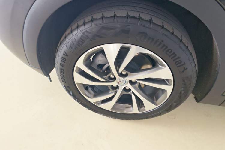 Used Buick Envision 2023 Encore S 552T Two-Wheel Drive Luxury Model Exterior 4