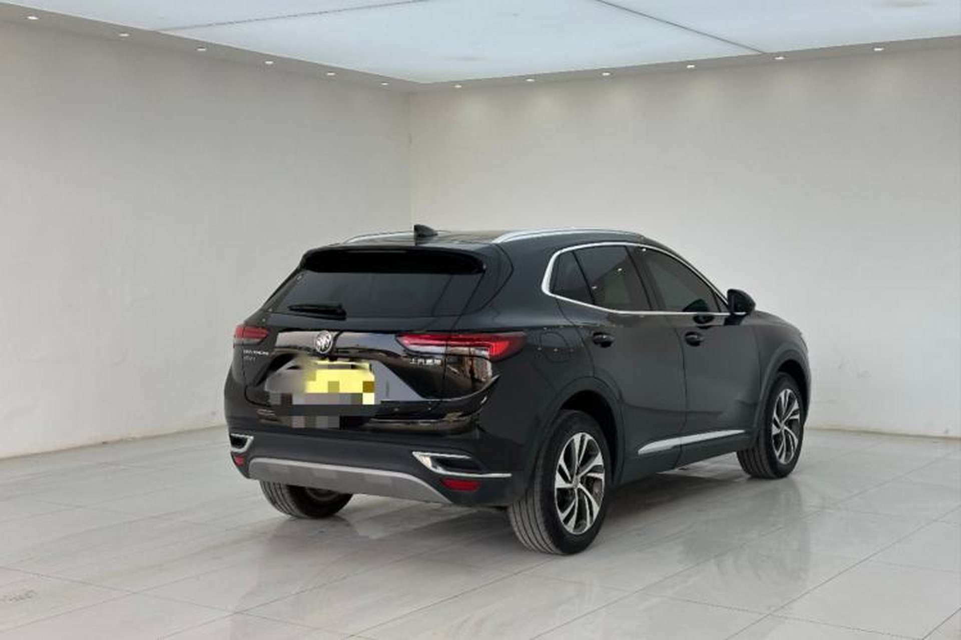 Used Buick Envision 2023 Encore S 552T Two-Wheel Drive Luxury Model Exterior 4