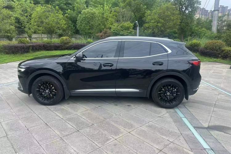 Used Buick Envision 2023 Encore S 652T Two-Wheel-Drive Luxury Model Exterior 7