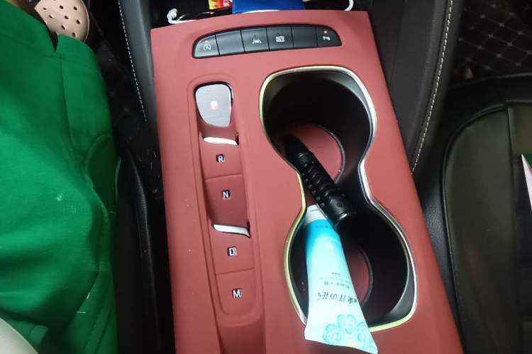 Used Buick Envision 2023 Encore S 552T Two-Wheel Drive Luxury Model Gear Lever