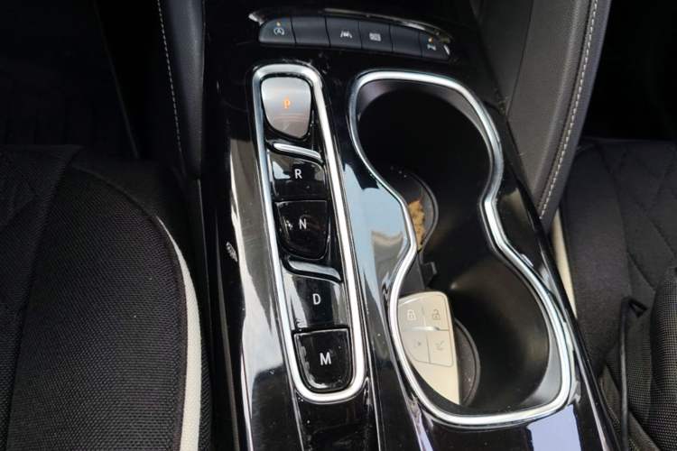 Used Buick Envision 2023 Encore S 652T Two-Wheel-Drive Luxury Model Gear Lever