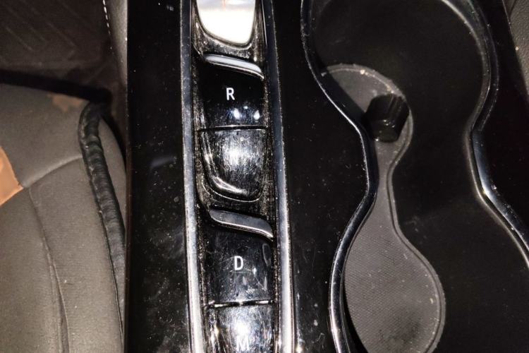 Used Buick Envision 2023 Encore Plus 652T Five-Seat Luxury Model Gear Lever