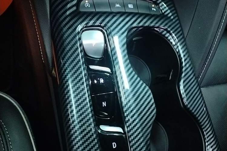 Used Buick Envision 2023 Encore Plus 652T Five-Seat Luxury Model Gear Lever