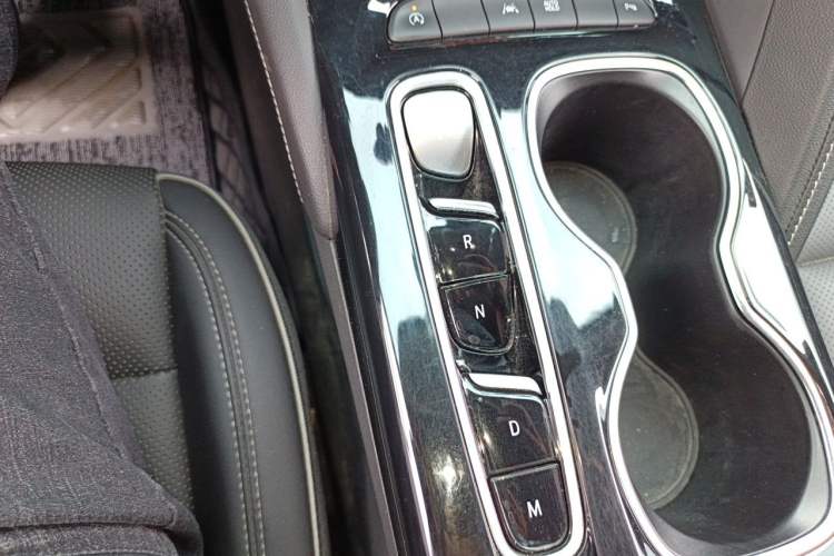 Used Buick Envision 2023 Encore S 552T Two-Wheel Drive Luxury Model Gear Lever