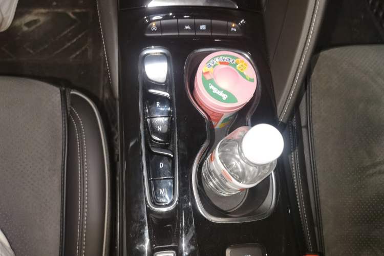 Used Buick Envision 2023 Encore Plus 652T Five-Seat Luxury Model Gear Lever