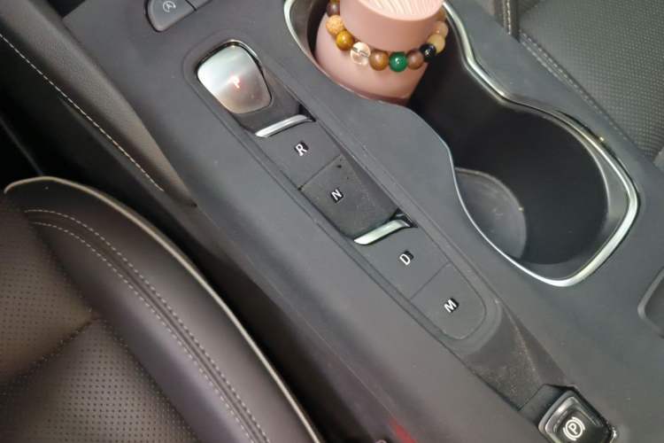 Used Buick Envision 2023 Encore Plus 652T Five-Seat Luxury Model Gear Lever