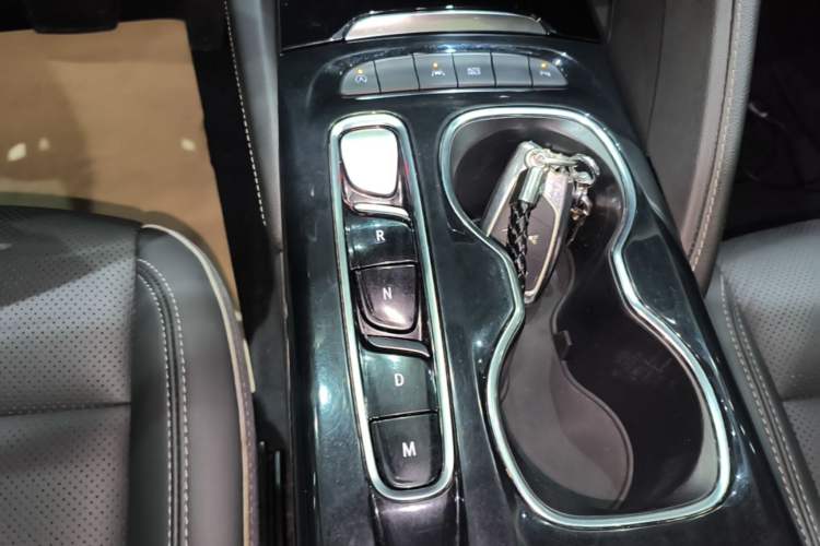 Used Buick Envision 2023 Encore S 552T Two-Wheel Drive Luxury Model Gear Lever
