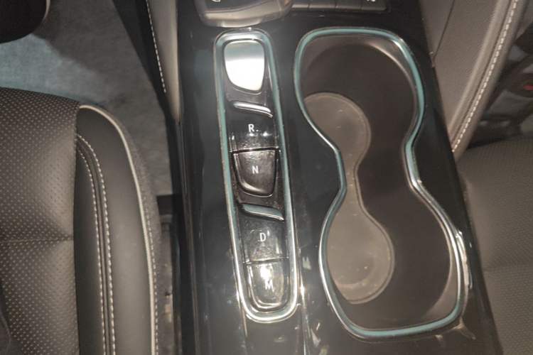 Used Buick Envision 2023 Encore S 552T Two-Wheel Drive Luxury Model Gear Lever
