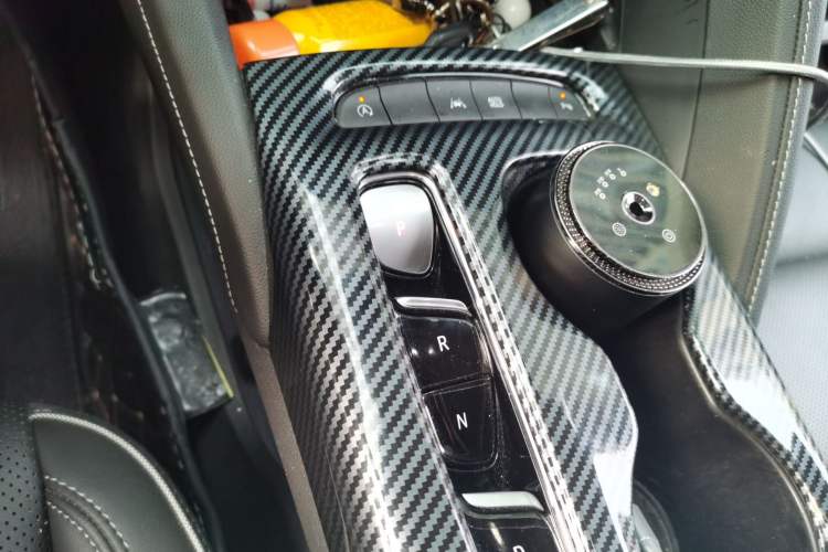 Used Buick Envision 2023 Encore Plus 652T Five-Seat Luxury Model Gear Lever