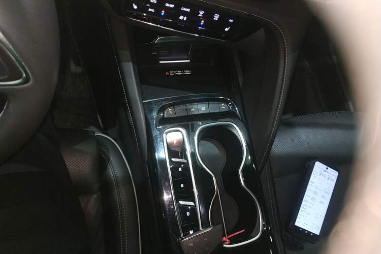 Used Buick Envision 2023 Encore S 552T Two-Wheel Drive Luxury Model Gear Lever