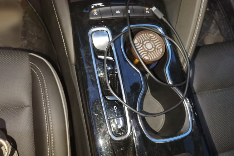 Used Buick Envision 2023 Encore Plus 652T Five-Seat Luxury Model Gear Lever