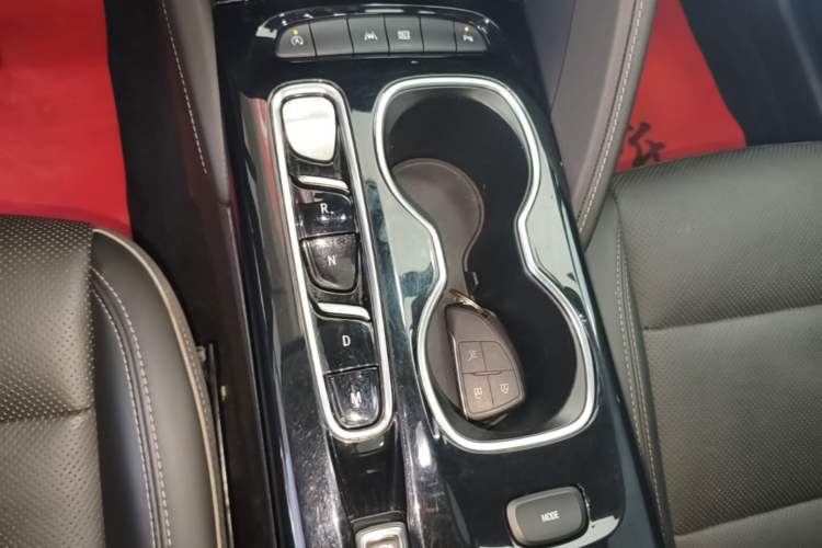 Used Buick Envision 2023 Encore S 552T Two-Wheel Drive Luxury Model Gear Lever