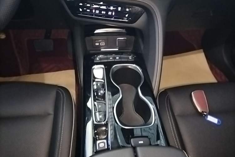 Used Buick Envision 2023 Encore S 652T Two-Wheel-Drive Luxury Model Gear Lever