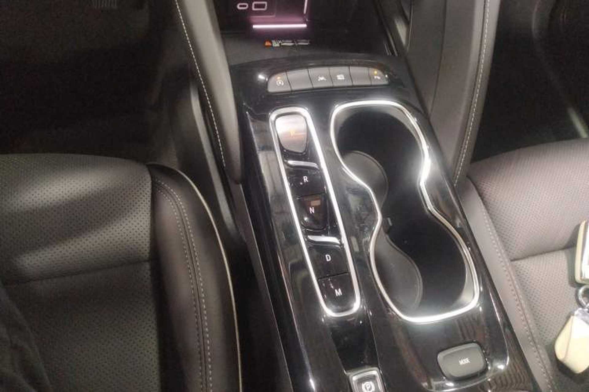 Used Buick Envision 2023 Encore S 552T Two-Wheel Drive Luxury Model Gear Lever