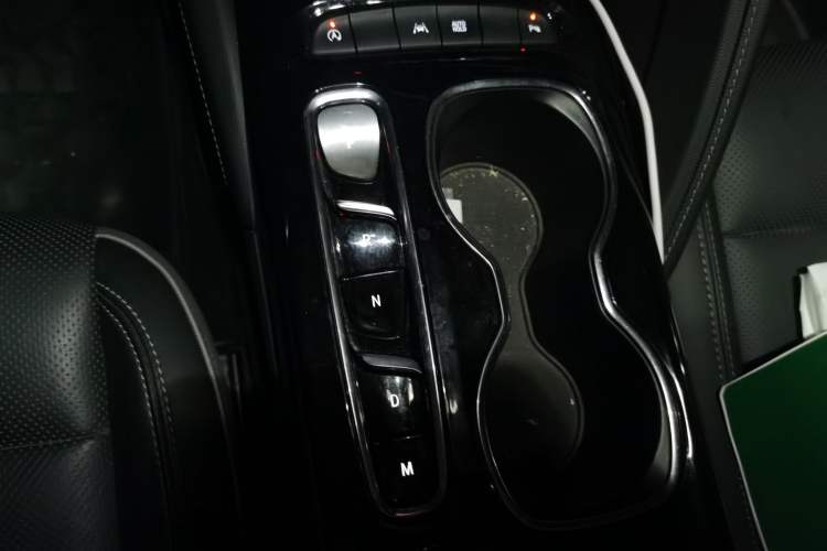 Used Buick Envision 2023 Encore S 552T Two-Wheel Drive Luxury Model Gear Lever