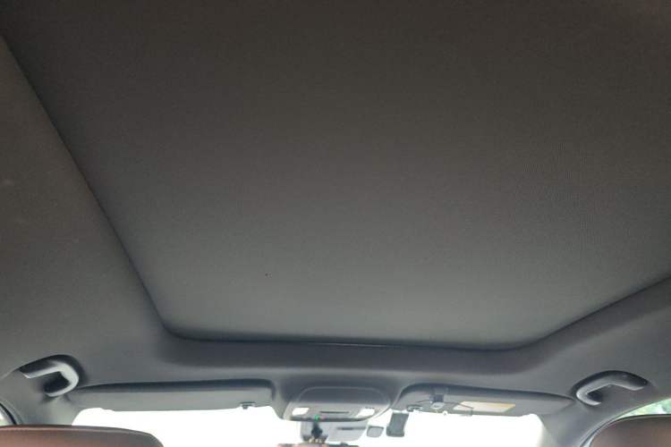 Used Buick Envision 2023 Encore Plus 652T Five-Seat Luxury Model Headliner