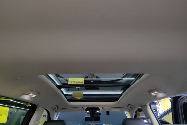 Used Buick Envision 2023 Encore Plus 652T Five-Seat All-Wheel-Drive Luxury Model Headliner