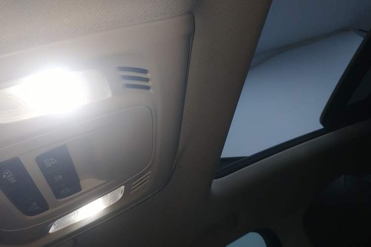 Used Buick Envision 2023 Encore S 552T Two-Wheel Drive Luxury Model Headliner
