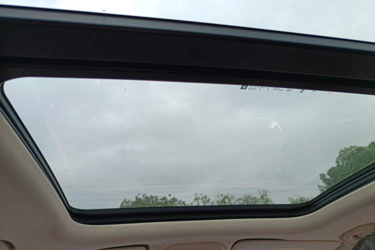 Used Buick Envision 2023 Encore S 552T Two-Wheel Drive Luxury Model Headliner