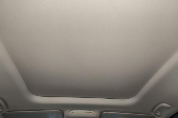 Used Buick Envision 2023 Encore Plus 652T Five-Seat All-Wheel-Drive Luxury Model Headliner