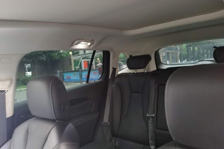 Used Buick Envision 2023 Encore Plus 652T Five-Seat Luxury Model Headliner