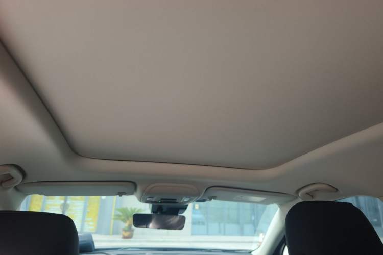 Used Buick Envision 2023 Encore Plus 652T Five-Seat All-Wheel-Drive Luxury Model Headliner