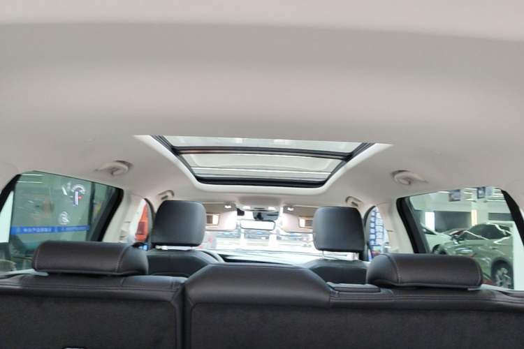 Used Buick Envision 2023 Encore Plus 652T Five-Seat Luxury Model Headliner